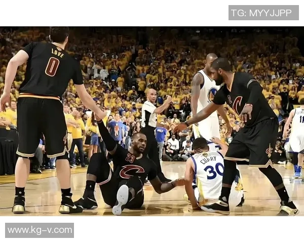 2016年NBA总决赛第七场勇士对决骑士的经典时刻与历史意义解析
