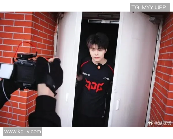 热议和平精英：JDG选手个人能力提升与团队协作的完美结合